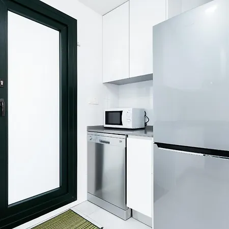 Milan Apartment *
